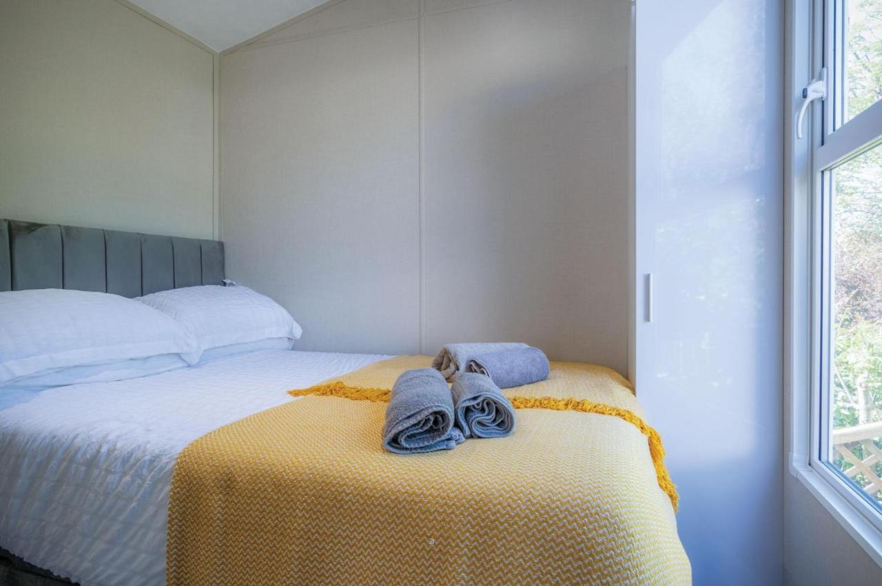 The Studio - 1 Bedroom Cabin - Амрот Екстериор снимка